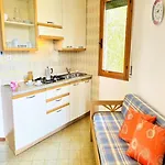 Charming With Private Garden Apartamento Bibione