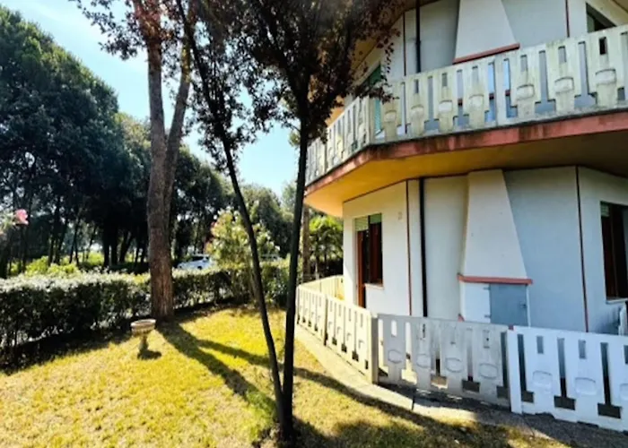 Charming With Private Garden Appartamento