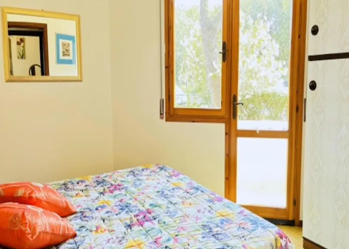 Charming With Private Garden Apartment Bibione